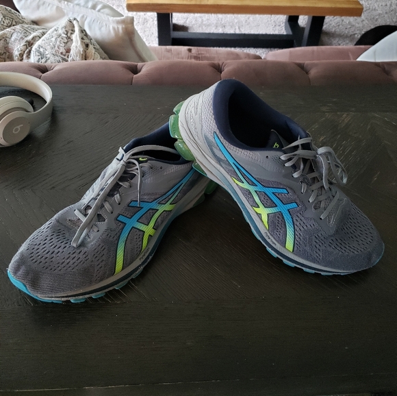 Asics Other - Men's ASIC'S GT 1000 Running Shoes -12.5